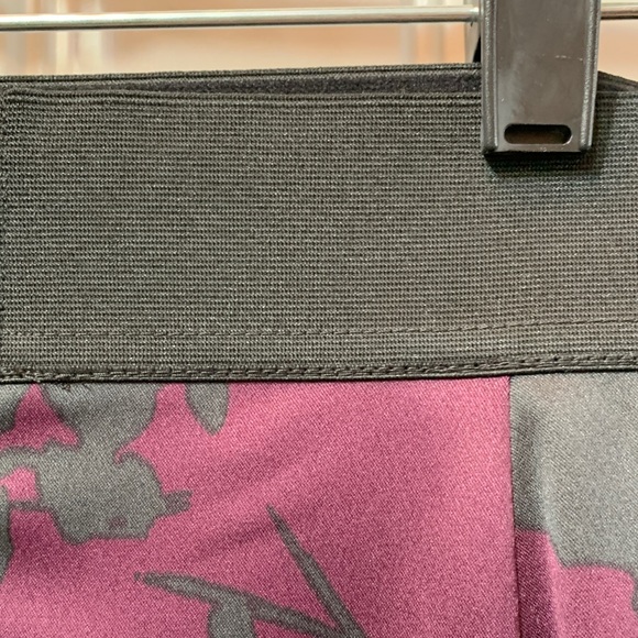 NWT Express Purple and Black Pencil Skirt with Leopard Trim - Picture 6 of 8